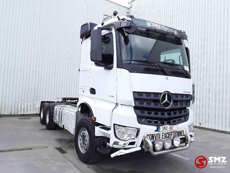 Mercedes-Benz Arocs 3351 lames steel - Vlačilec: slika 1 Mercedes-Benz Arocs 3351 lames steel - Vlačilec: slika 1