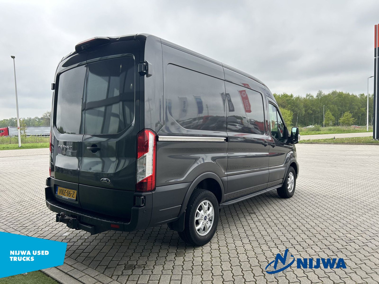 Ford Transit 350 L2H3 Limited Trekhaak + Navigatie - Furgon: slika 3 Ford Transit 350 L2H3 Limited Trekhaak + Navigatie - Furgon: slika 3