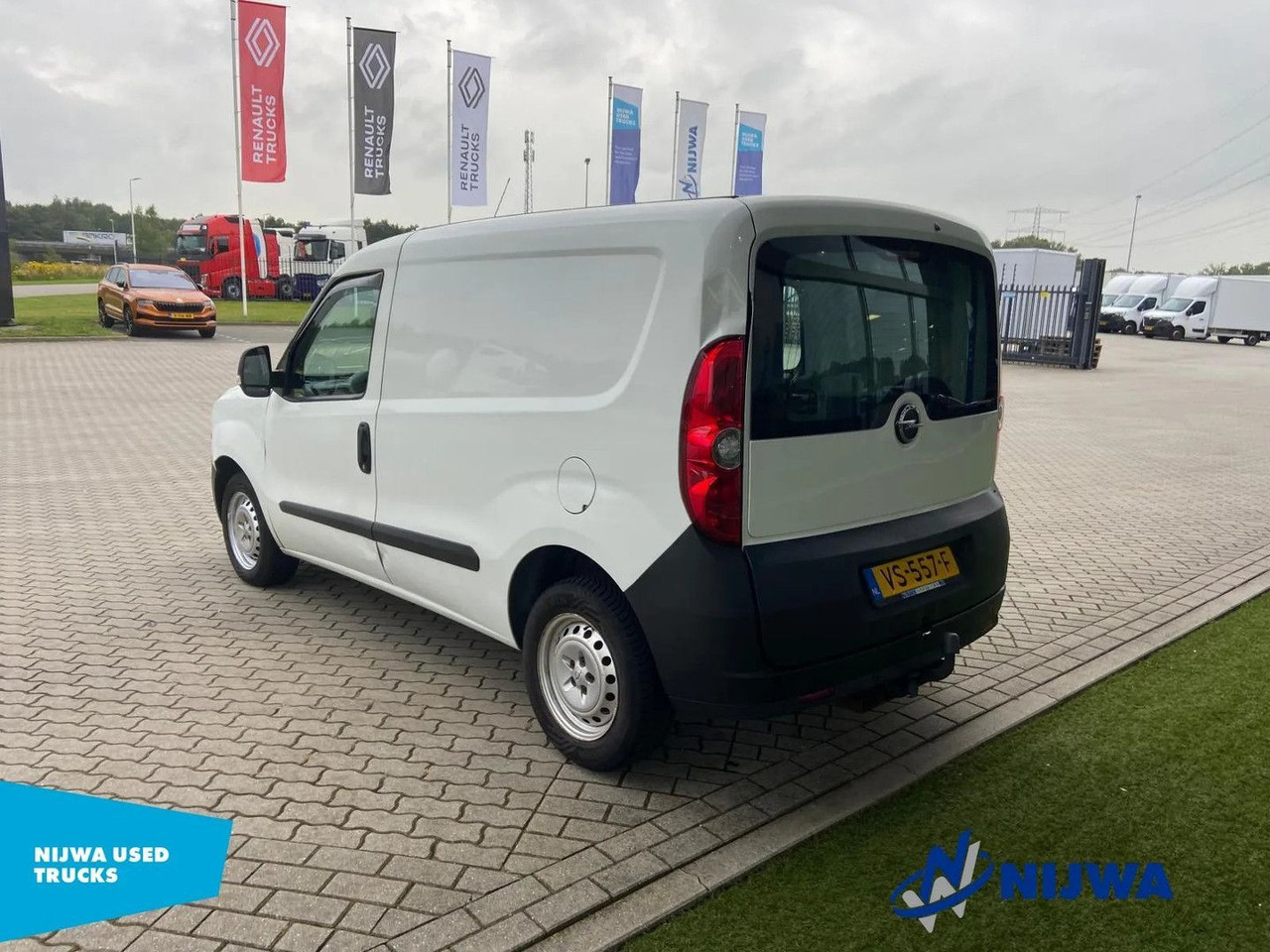 Opel Combo Airco + Trekhaak Kasten - Mali kombi: slika 4 Opel Combo Airco + Trekhaak Kasten - Mali kombi: slika 4