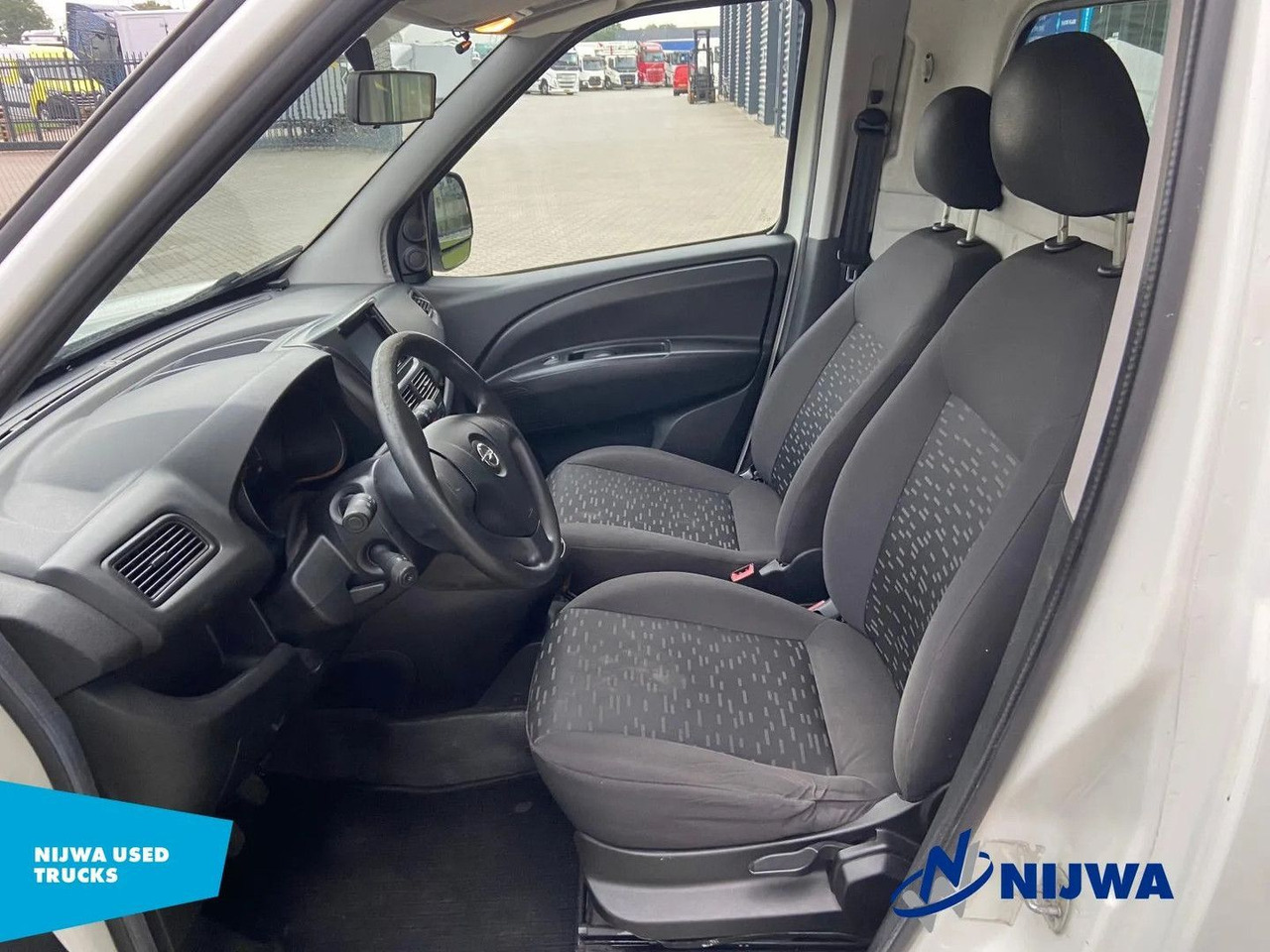 Opel Combo Airco + Trekhaak Kasten - Mali kombi: slika 5 Opel Combo Airco + Trekhaak Kasten - Mali kombi: slika 5