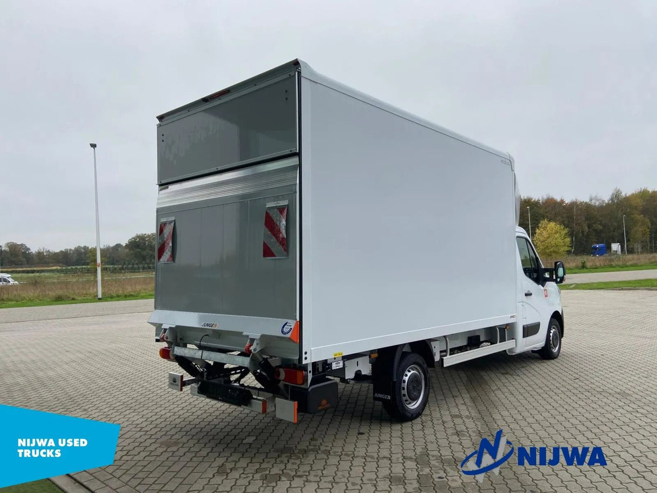Renault Master 165 T35 Laadklep + Camera Kasten - Furgon: slika 3 Renault Master 165 T35 Laadklep + Camera Kasten - Furgon: slika 3