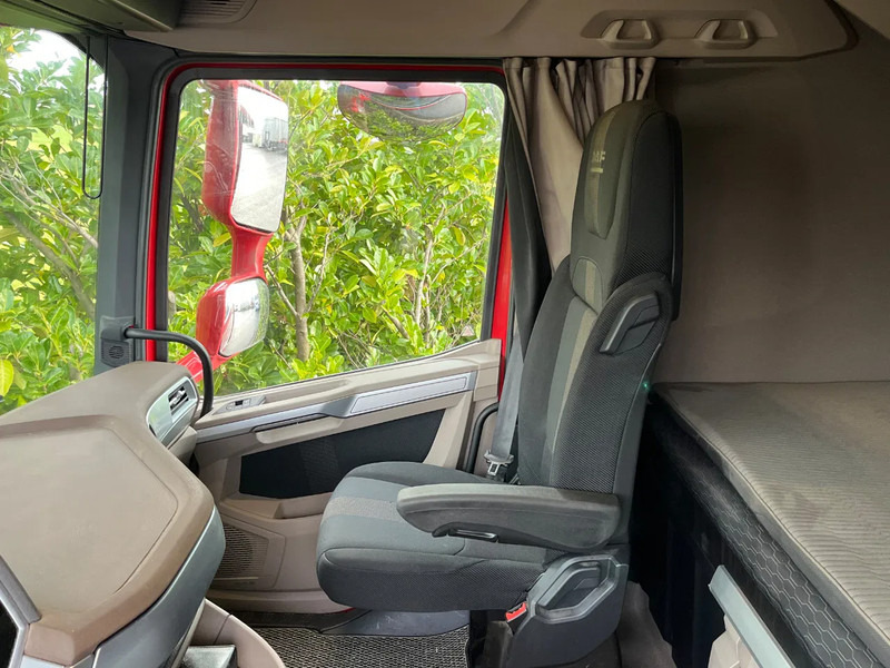 Tovornjak s kesonom DAF XG+ 530 FAS Euro6 Full-Air: slika 14 Tovornjak s kesonom DAF XG+ 530 FAS Euro6 Full-Air: slika 14