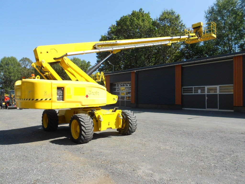 Genie Arbeitsbühne Genie S-85, AH 28 m - Teleskopska dvižna ploščad: slika 3 Genie Arbeitsbühne Genie S-85, AH 28 m - Teleskopska dvižna ploščad: slika 3
