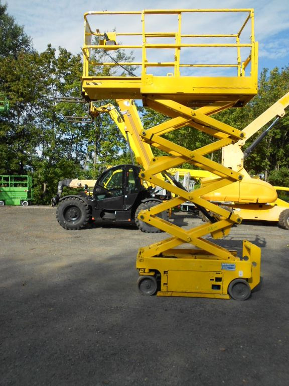 Genie GS 1930, Scherenarbeitsbühne Genie 8 m Genie GS 1930, Scherenarbeitsbühne Genie 8 m - Škarjasta dvižna ploščad: slika 5 Genie GS 1930, Scherenarbeitsbühne Genie 8 m Genie GS 1930, Scherenarbeitsbühne Genie 8 m - Škarjasta dvižna ploščad: slika 5