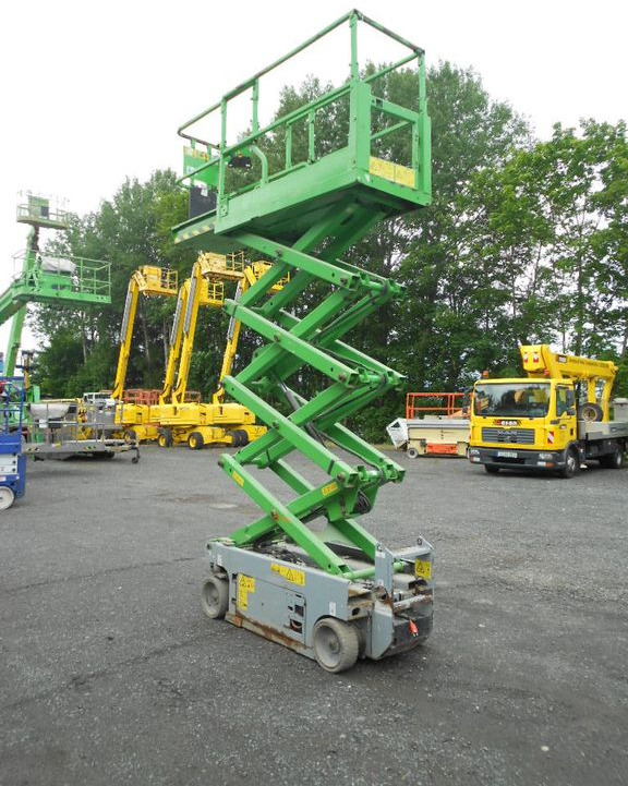 Genie GS 1932, Scherenarbeitsbühne Genie 8 m Genie GS 1932, Scherenarbeitsbühne Genie 8 m - Škarjasta dvižna ploščad: slika 3 Genie GS 1932, Scherenarbeitsbühne Genie 8 m Genie GS 1932, Scherenarbeitsbühne Genie 8 m - Škarjasta dvižna ploščad: slika 3