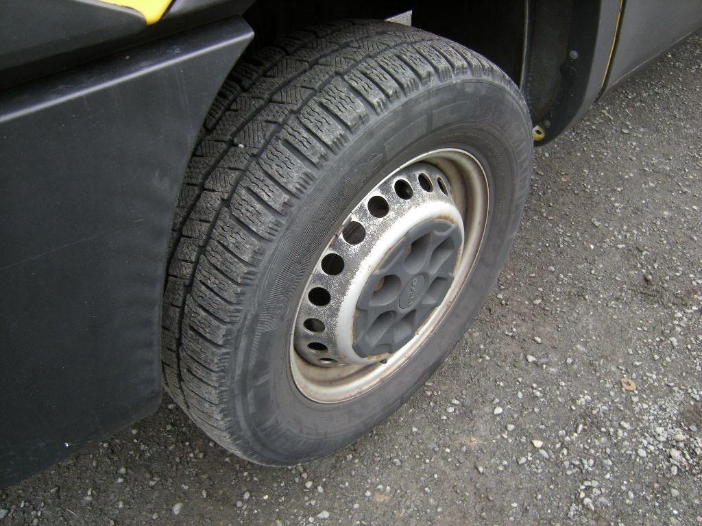 Iveco Daily mit Multitel MT204 - Dvižna ploščad montirana na tovornjak: slika 5 Iveco Daily mit Multitel MT204 - Dvižna ploščad montirana na tovornjak: slika 5