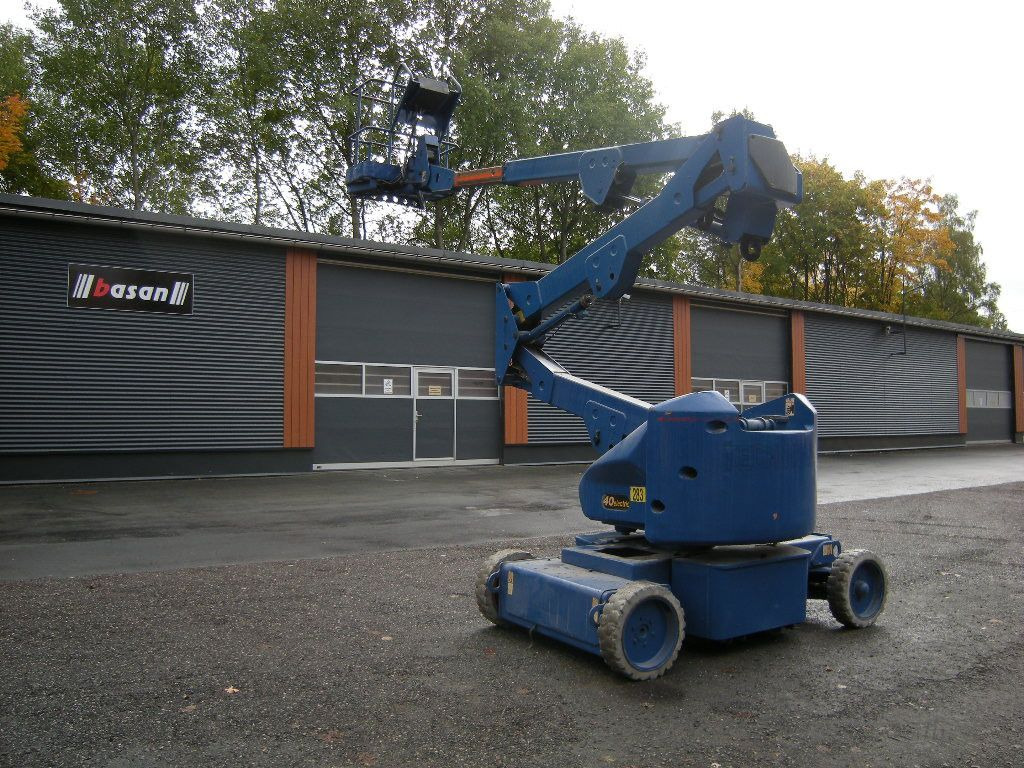 JLG N40E  Gelenkteleskoparbeitsbühne 14 m - Dvižna ploščad montirana na tovornjak: slika 3 JLG N40E  Gelenkteleskoparbeitsbühne 14 m - Dvižna ploščad montirana na tovornjak: slika 3