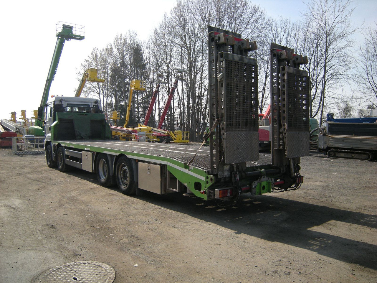 MAN 35.400, Zanner Plateau, Rampen, Winde - Vlečno vozilo: slika 4 MAN 35.400, Zanner Plateau, Rampen, Winde - Vlečno vozilo: slika 4