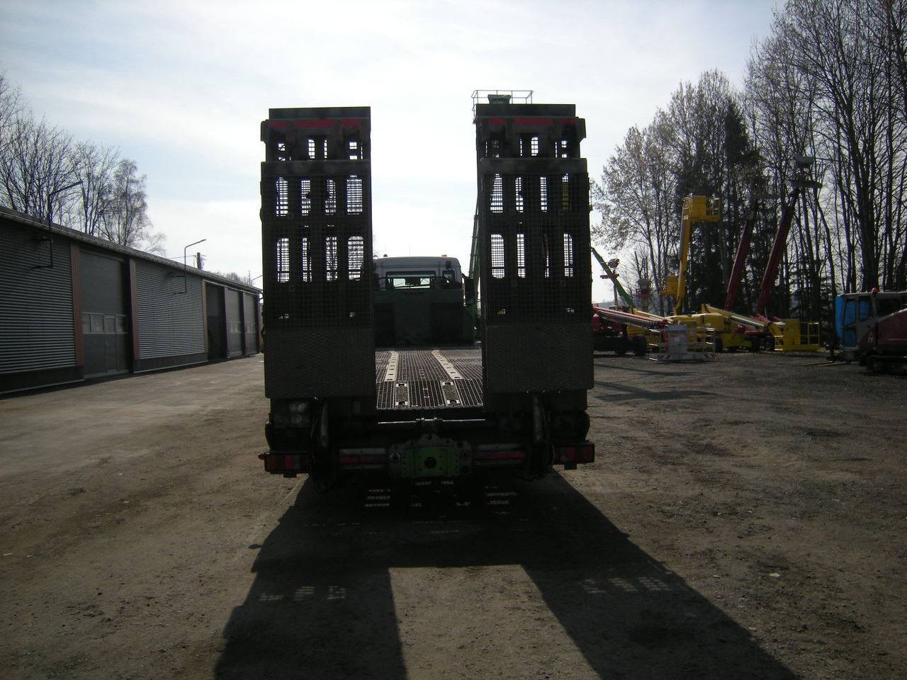 MAN 35.400, Zanner Plateau, Rampen, Winde - Vlečno vozilo: slika 3 MAN 35.400, Zanner Plateau, Rampen, Winde - Vlečno vozilo: slika 3