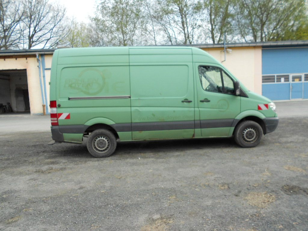 Mercedes-Benz Sprinter 313, 906 - Furgon: slika 2 Mercedes-Benz Sprinter 313, 906 - Furgon: slika 2