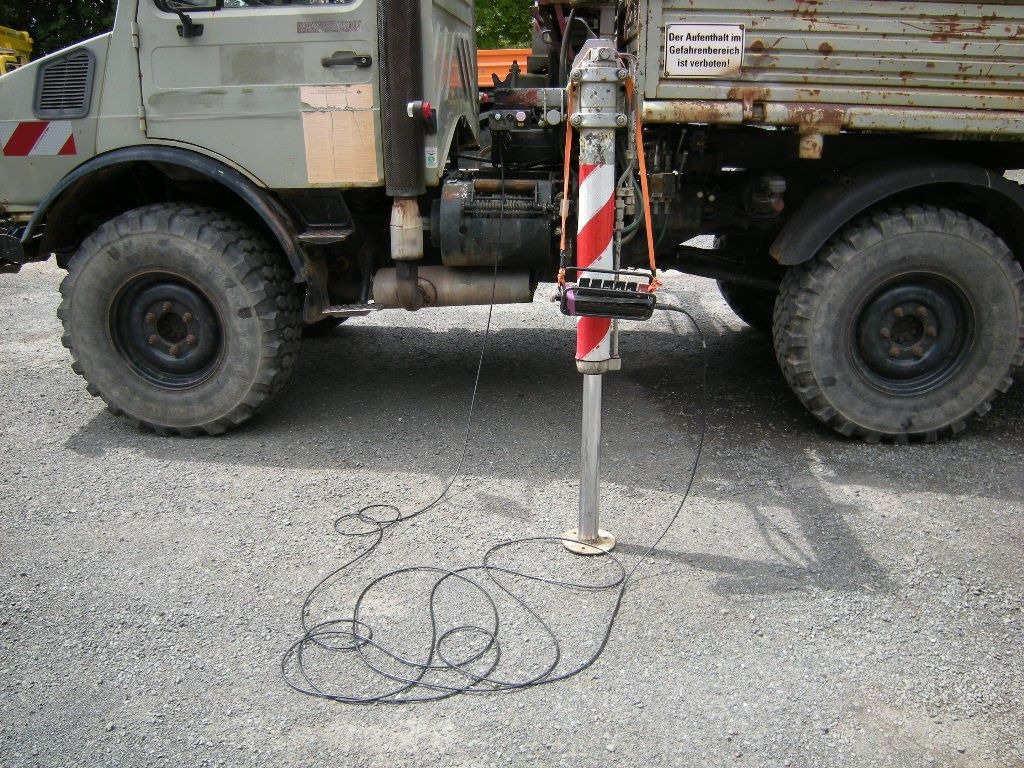 Mercedes-Benz Unimog U1250 mit Kran MKG 105 - Dostavno vozilo prekucnik: slika 5 Mercedes-Benz Unimog U1250 mit Kran MKG 105 - Dostavno vozilo prekucnik: slika 5