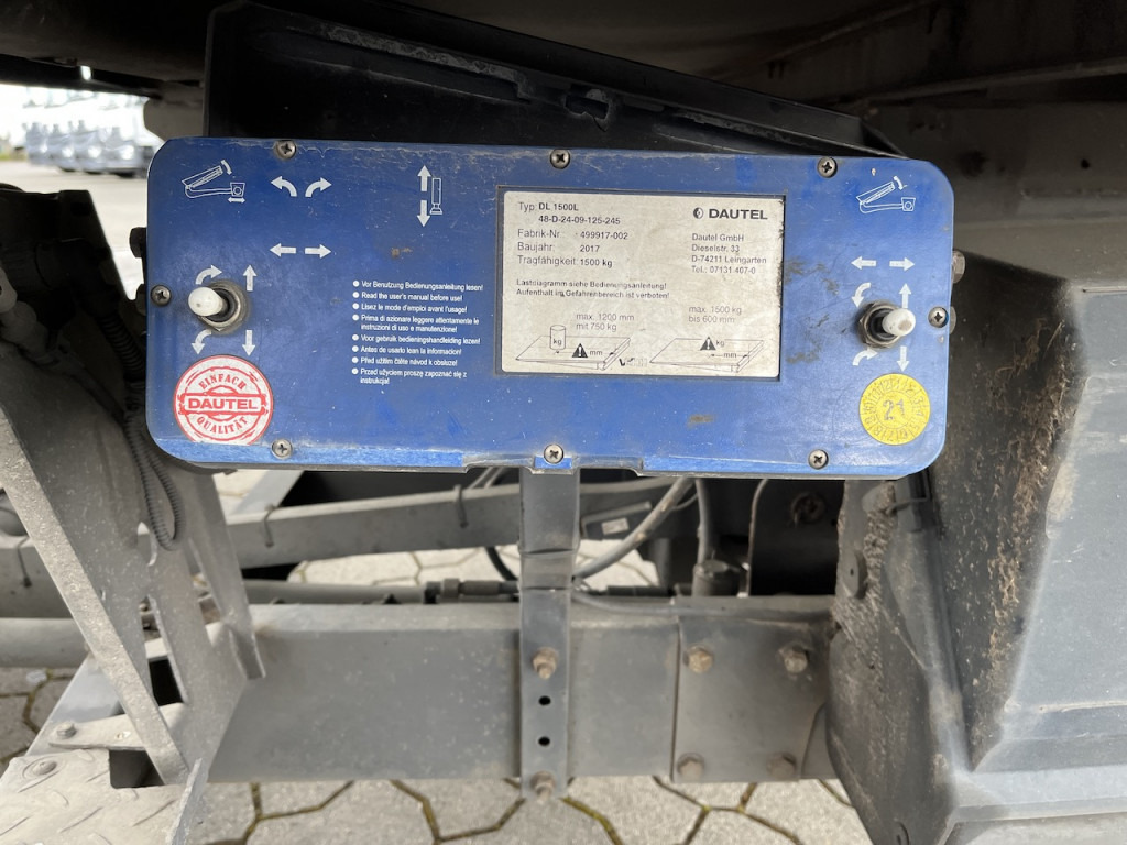 Iveco 120E25 Eurocargo 4x2 Koffer | Ladebordwand - Tovornjak zabojnik: slika 4 Iveco 120E25 Eurocargo 4x2 Koffer | Ladebordwand - Tovornjak zabojnik: slika 4