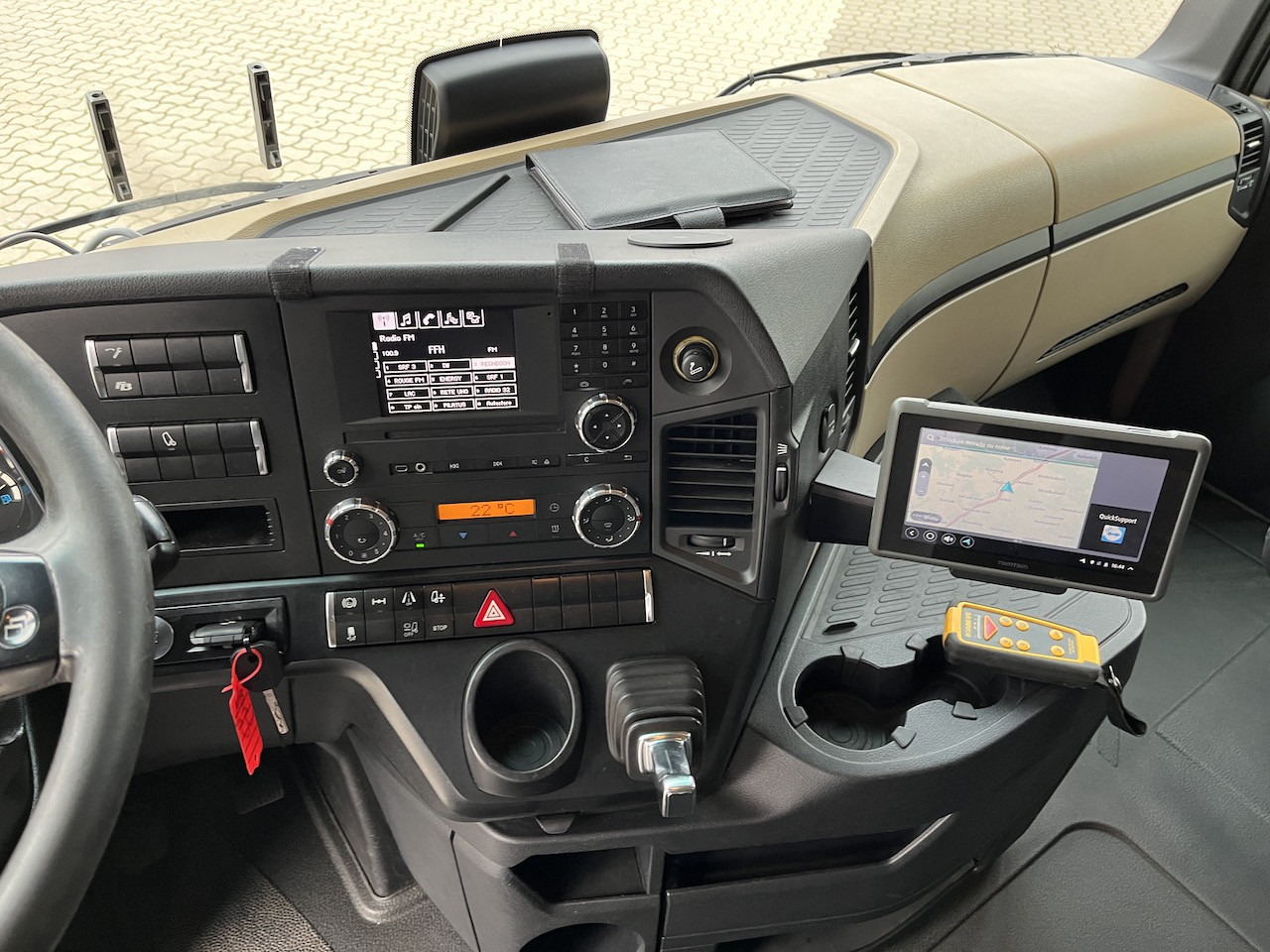 Mercedes-Benz 1842 4x2 LBW Kühlung Flüssigstickstoff GAS - Tovornjak hladilnik: slika 2 Mercedes-Benz 1842 4x2 LBW Kühlung Flüssigstickstoff GAS - Tovornjak hladilnik: slika 2