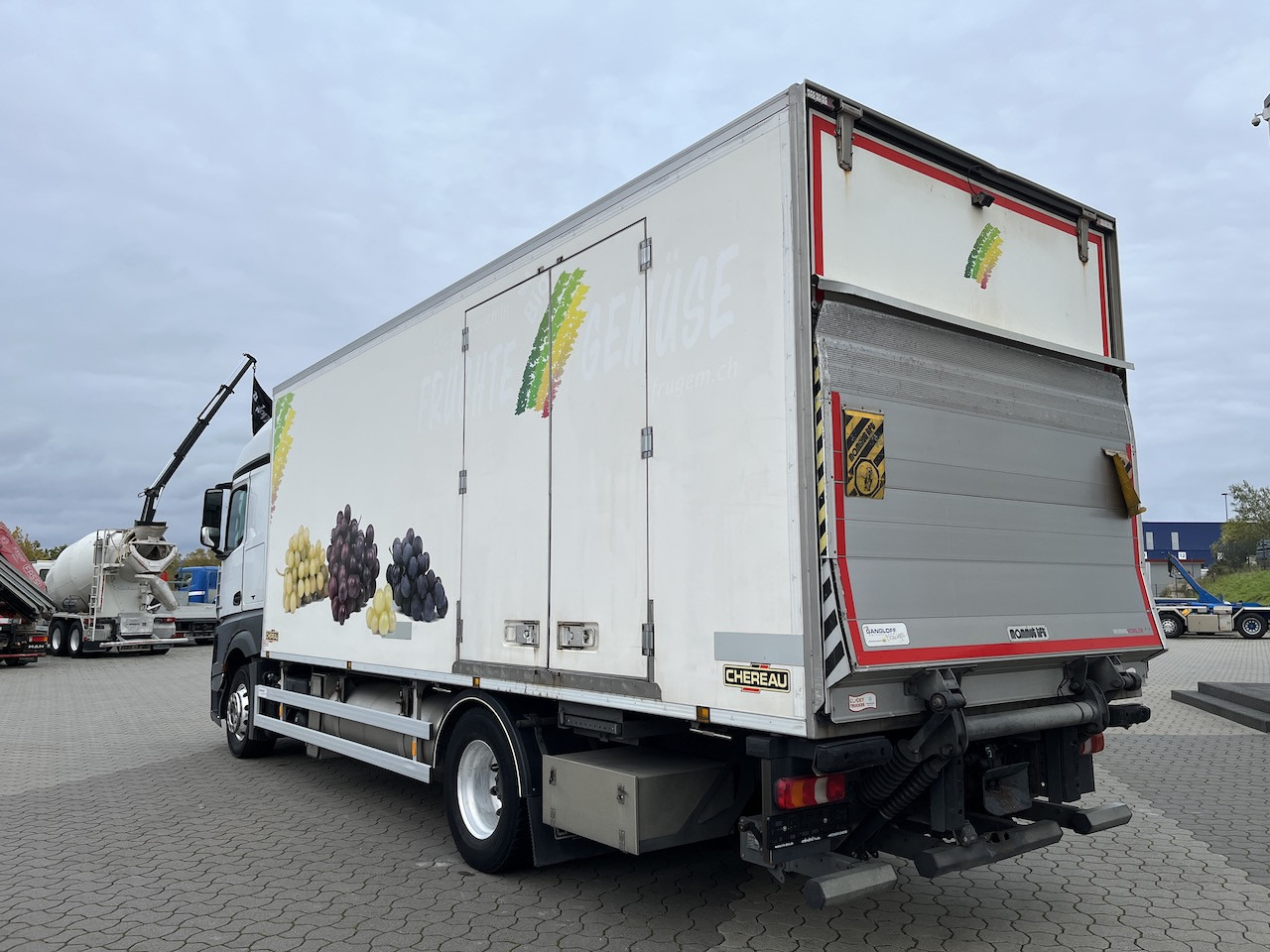 Tovornjak hladilnik Mercedes-Benz 1842 4x2 LBW Kühlung Flüssigstickstoff GAS: slika 9 Tovornjak hladilnik Mercedes-Benz 1842 4x2 LBW Kühlung Flüssigstickstoff GAS: slika 9