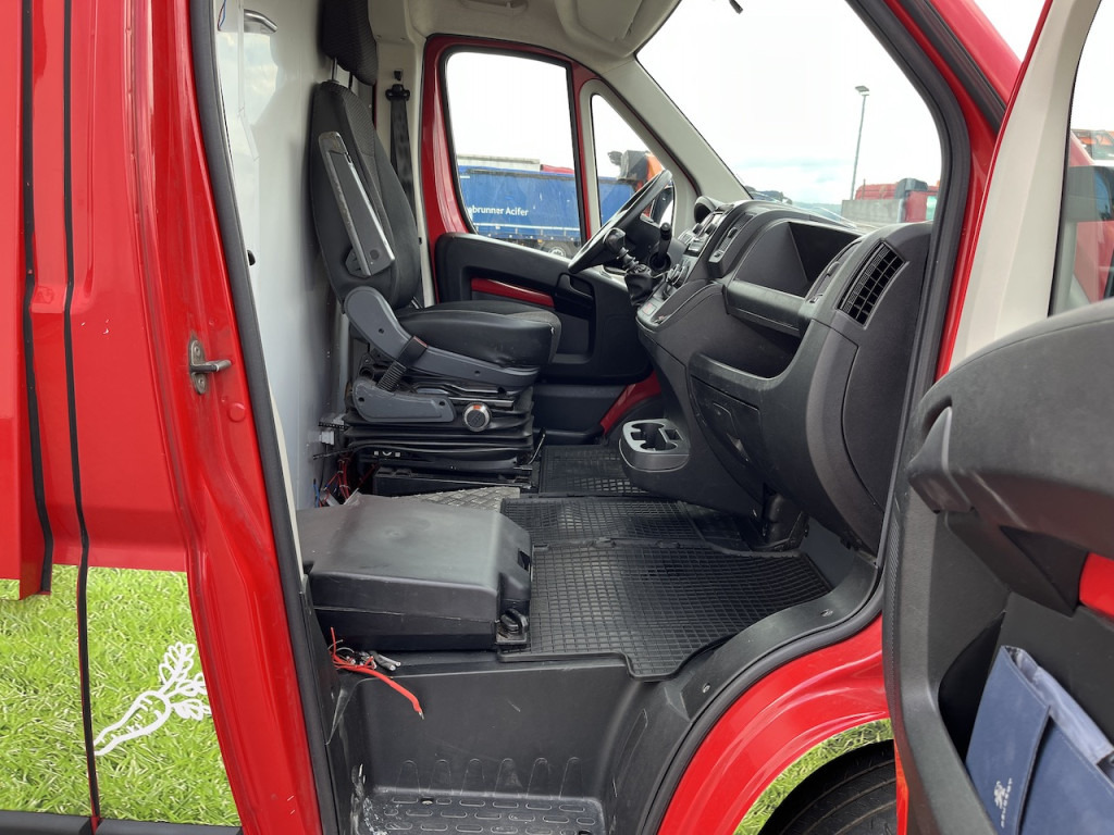 Peugeot Boxer Verkaufsfahrzeug Foodtruck - Tovornjak s hrano: slika 3 Peugeot Boxer Verkaufsfahrzeug Foodtruck - Tovornjak s hrano: slika 3