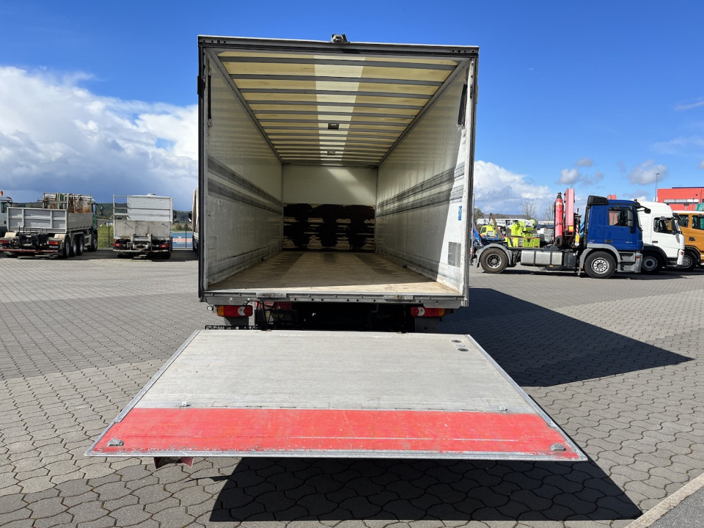 Iveco 120E25 Eurocargo 4x2 Koffer | Ladebordwand - Tovornjak: slika 2 Iveco 120E25 Eurocargo 4x2 Koffer | Ladebordwand - Tovornjak: slika 2