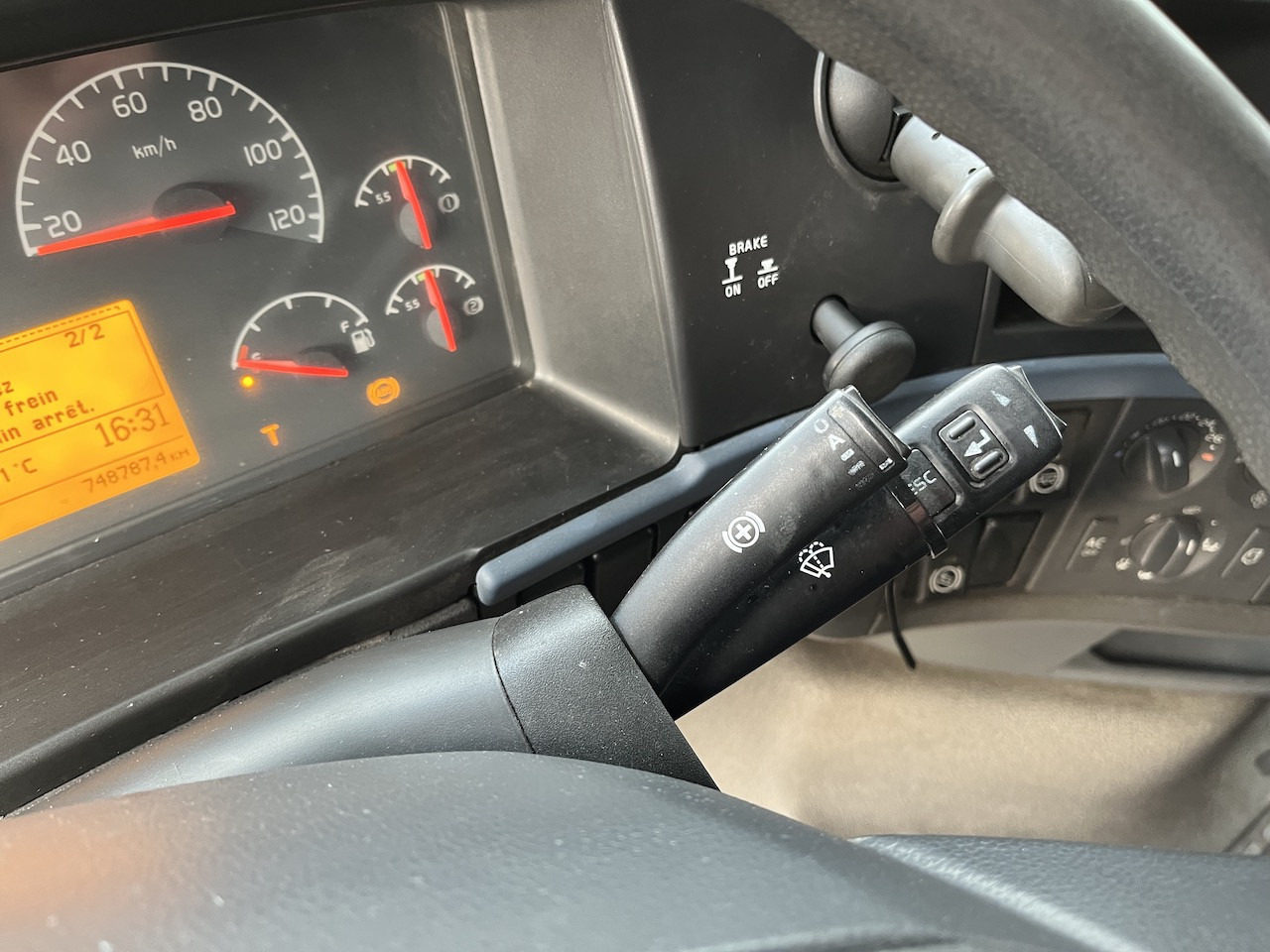 Volvo FH 520 6x2 Palfinger PK 12502 | AHK - Tovornjak z dvigalom, Tovornjak s kesonom: slika 3 Volvo FH 520 6x2 Palfinger PK 12502 | AHK - Tovornjak z dvigalom, Tovornjak s kesonom: slika 3