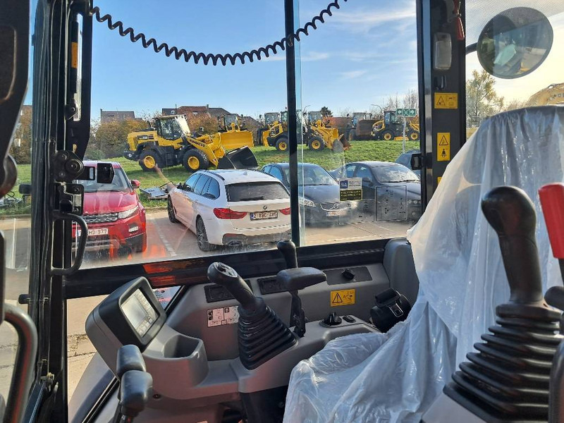 Mini bager Komatsu PC55MR-5: slika 15