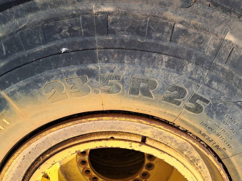 Gume in platišča za Gradbeni stroj Komatsu WA380 4x RIM ASSY 423-30-62201: slika 6