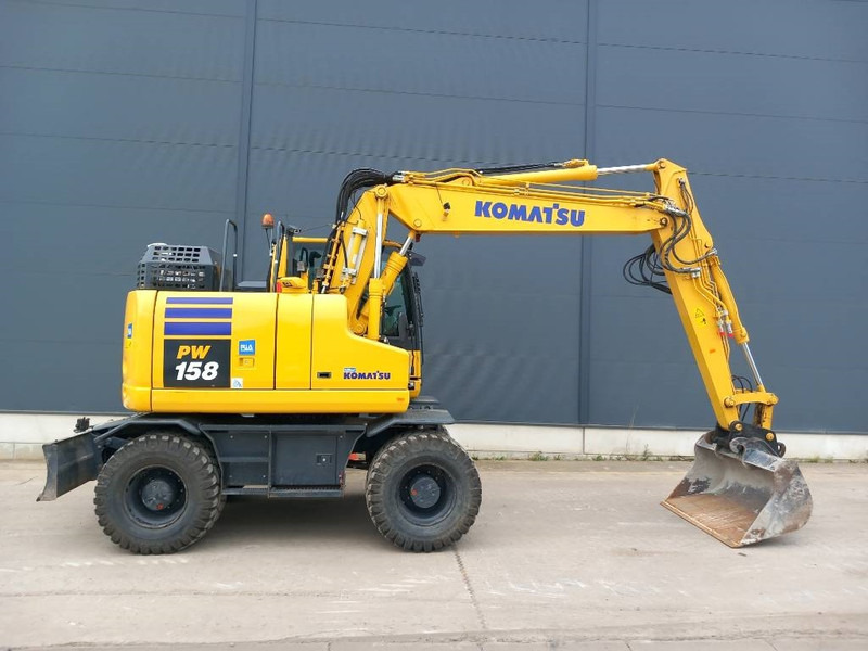 Komatsu PW158-11 MUDGUARDS - Priključek za Gradbeni stroj: slika 5 Komatsu PW158-11 MUDGUARDS - Priključek za Gradbeni stroj: slika 5