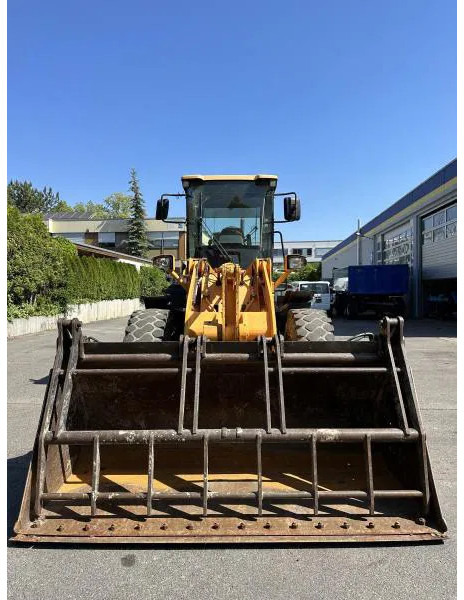 Hyundai HL730-9A 4X4 Radlader Mulch-/Klappschaufel KLIMA A HL730-9A 4X4 Radlader Mulch-/Klappschaufel KLIMA A/C - Kolesni nakladalec: slika 3 Hyundai HL730-9A 4X4 Radlader Mulch-/Klappschaufel KLIMA A HL730-9A 4X4 Radlader Mulch-/Klappschaufel KLIMA A/C - Kolesni nakladalec: slika 3