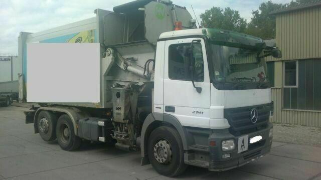 Kontejnerski tovornjak/ Tovornjak z zamenljivim tovoriščem Mercedes ACTROS 2541 L Seitenlader Rechtsl. EU 5: slika 1