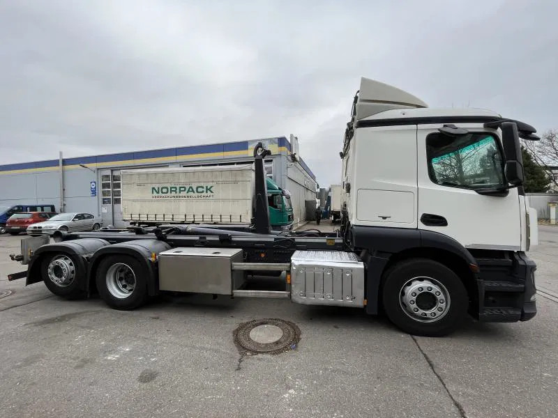 Mercedes-Benz Actros 2543 BL 6x2 MEILLER Abroller TÜV NEU! - Kotalni prekucni tovornjak: slika 5 Mercedes-Benz Actros 2543 BL 6x2 MEILLER Abroller TÜV NEU! - Kotalni prekucni tovornjak: slika 5