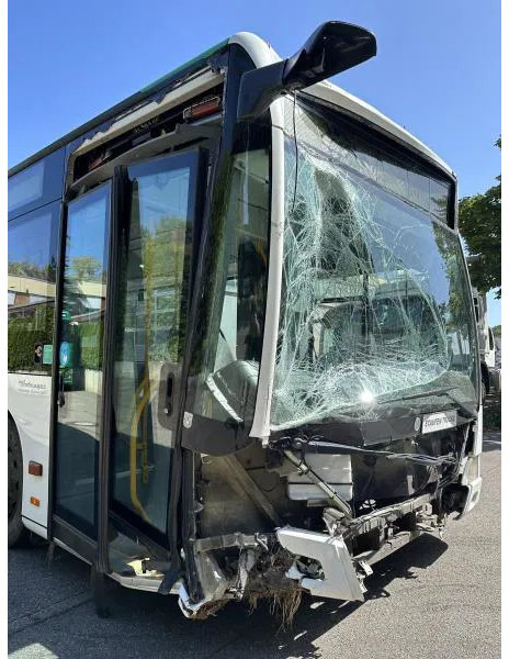 Mercedes-Benz O 530 Citaro Klima 299 PS Unfallfahrzeug! - Mestni avtobus: slika 2 Mercedes-Benz O 530 Citaro Klima 299 PS Unfallfahrzeug! - Mestni avtobus: slika 2
