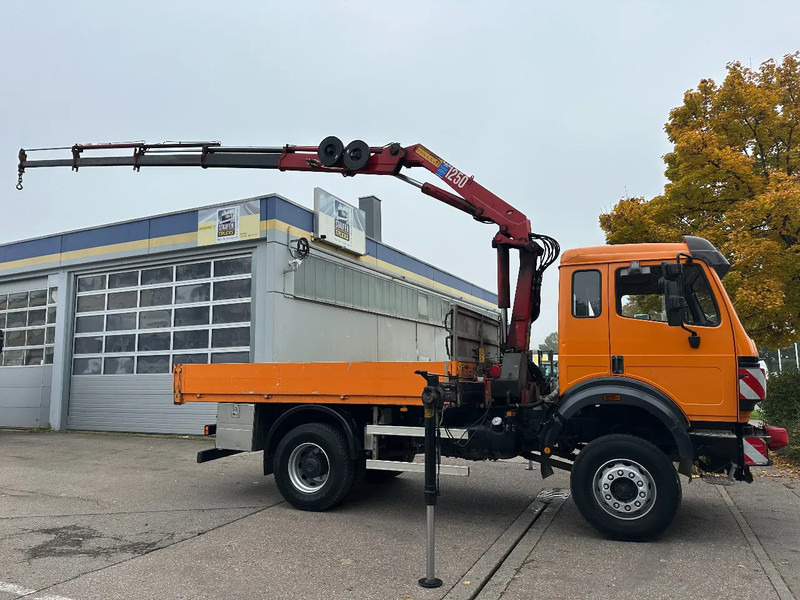 Mercedes-Benz SK 1824 AK*4x4*HMF 1253 K4 B3*Seilwinde - Tovornjak z dvigalom: slika 1 Mercedes-Benz SK 1824 AK*4x4*HMF 1253 K4 B3*Seilwinde - Tovornjak z dvigalom: slika 1
