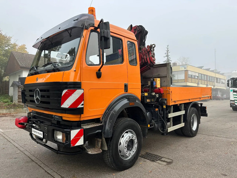 Mercedes-Benz SK 1824 AK*4x4*HMF 1253 K4 B3*Seilwinde - Tovornjak z dvigalom: slika 2 Mercedes-Benz SK 1824 AK*4x4*HMF 1253 K4 B3*Seilwinde - Tovornjak z dvigalom: slika 2