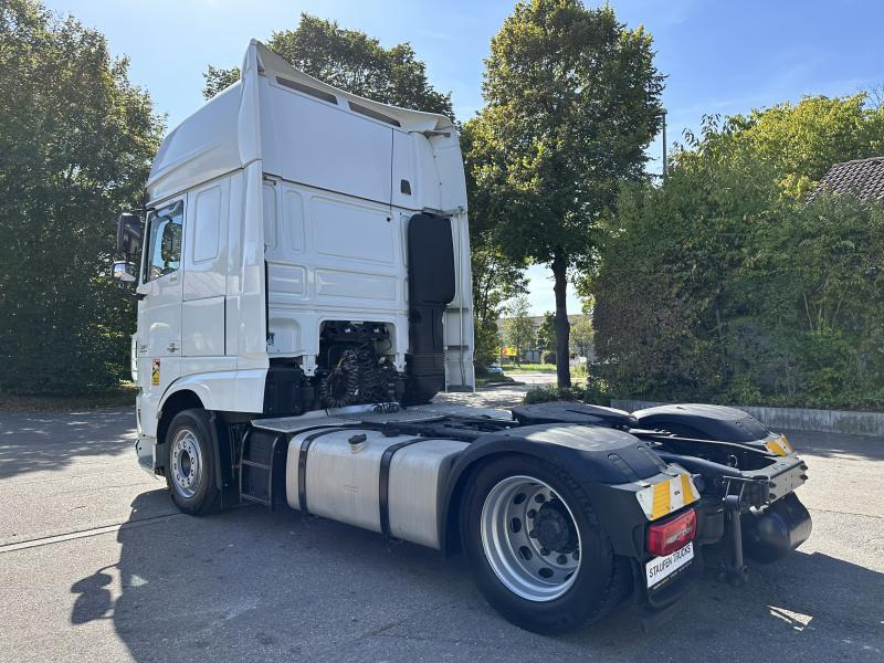 DAF XF 106.510 SSC MEGA Intarder ACC 2x Tank - Vlačilec: slika 4 DAF XF 106.510 SSC MEGA Intarder ACC 2x Tank - Vlačilec: slika 4