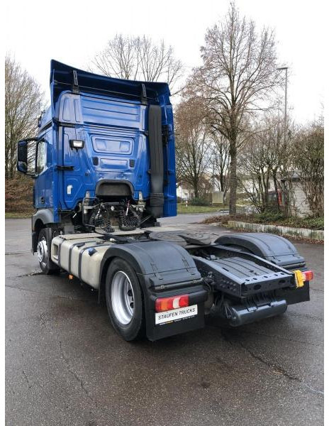 Mercedes-Benz Actros 1845 LS LOW MEGA Streamspace Intarder - Vlačilec: slika 4 Mercedes-Benz Actros 1845 LS LOW MEGA Streamspace Intarder - Vlačilec: slika 4