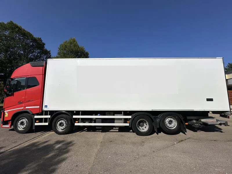Volvo FH 16 550XL*8x2*Tief Kühlkoffer*ThermoKing*LBW - Tovornjak hladilnik: slika 2 Volvo FH 16 550XL*8x2*Tief Kühlkoffer*ThermoKing*LBW - Tovornjak hladilnik: slika 2