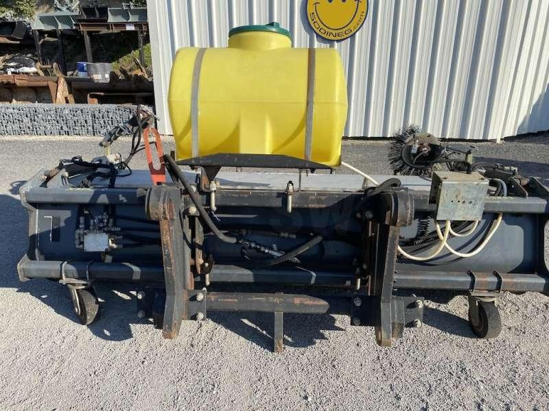 EMILY 2900mm - Attache Chargeurs CATERPILLAR / VOLVO - Metla: slika 4 EMILY 2900mm - Attache Chargeurs CATERPILLAR / VOLVO - Metla: slika 4