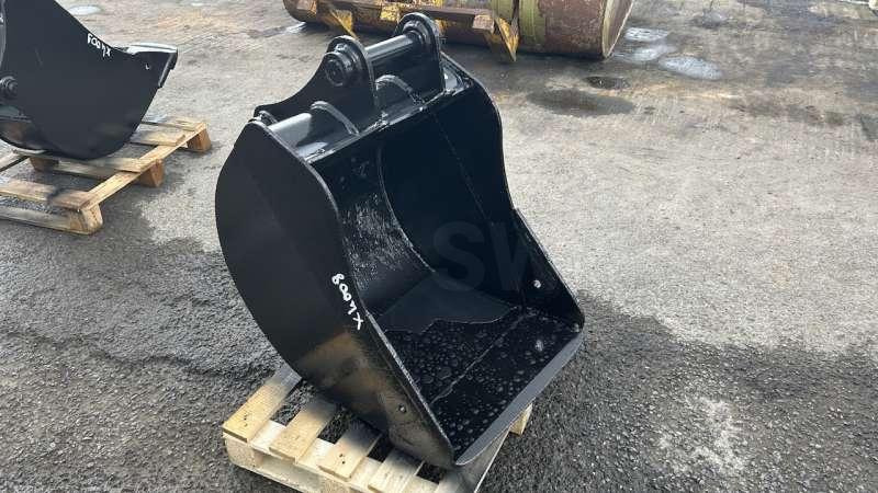 JCB Tractopelle JCB 3CX - 570mm - Žlica za bager za Gradbeni stroj: slika 1 JCB Tractopelle JCB 3CX - 570mm - Žlica za bager za Gradbeni stroj: slika 1