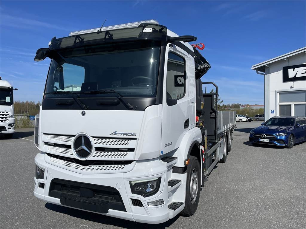 Mercedes-Benz ACTROS 2532L 6x2 - Tovornjak z dvigalom: slika 1 Mercedes-Benz ACTROS 2532L 6x2 - Tovornjak z dvigalom: slika 1