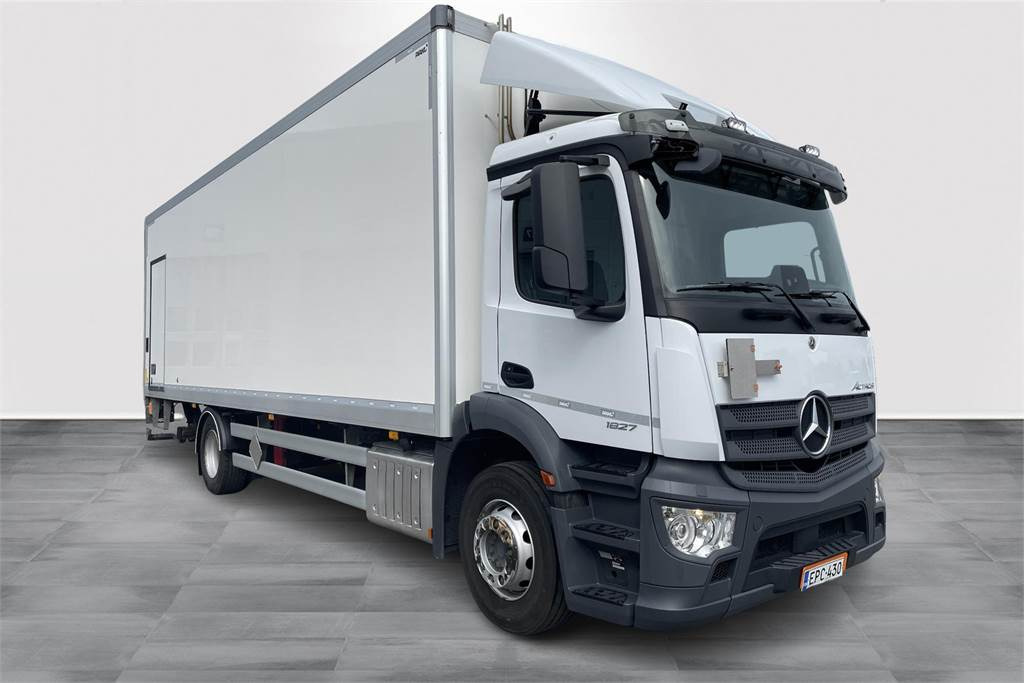 Mercedes-Benz Actros 1827 4x2 8,7m umpikori+PL nostin - Izotermični tovornjak: slika 2 Mercedes-Benz Actros 1827 4x2 8,7m umpikori+PL nostin - Izotermični tovornjak: slika 2