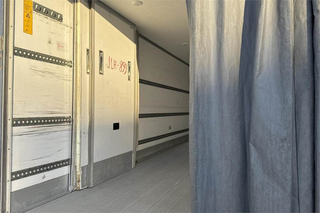 Izotermični tovornjak Mercedes-Benz Actros 1830L 5 SM FRC 2-lämpö(atp10/2025): slika 10