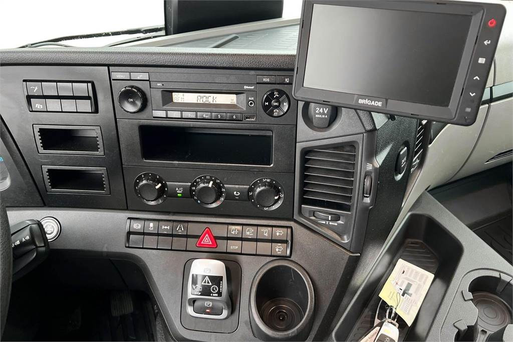 Tovornjak zabojnik Mercedes-Benz Actros 5 SM 1827L Ksa-kori: slika 16