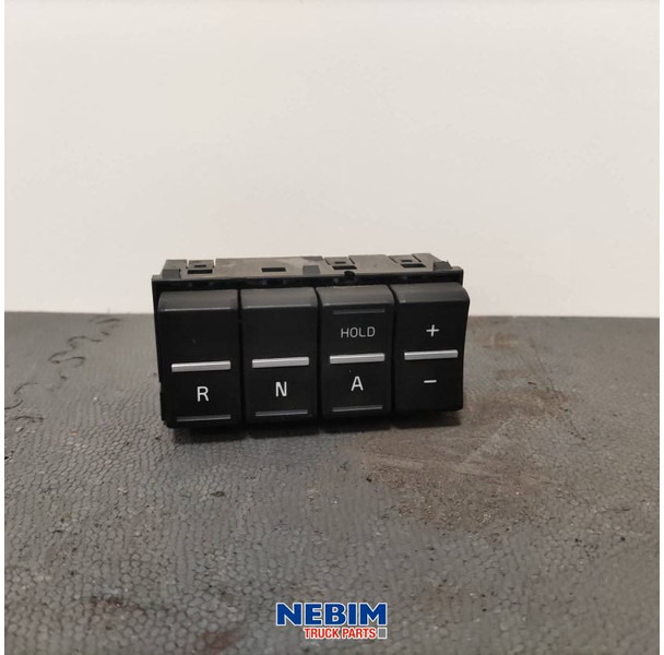 Volvo Volvo - 22046886 - Schakelaarpaneel I-shift - Rezervni deli za Tovornjak: slika 1 Volvo Volvo - 22046886 - Schakelaarpaneel I-shift - Rezervni deli za Tovornjak: slika 1