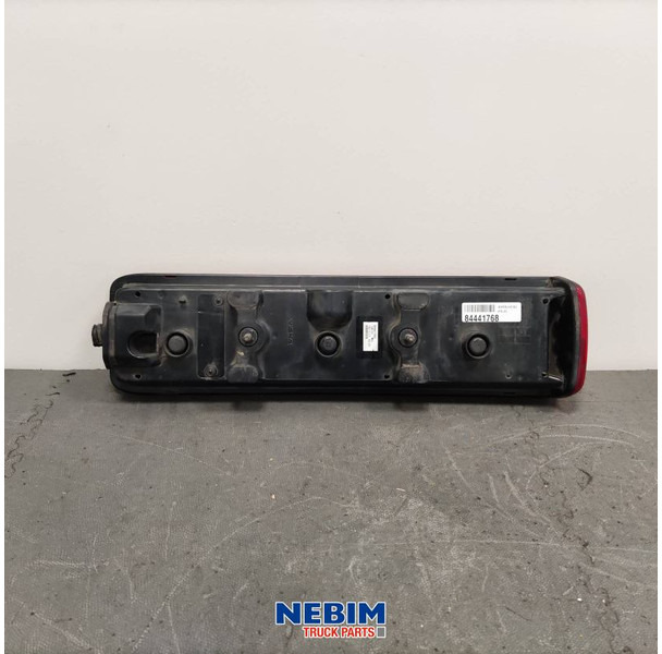 Volvo Volvo - 84441768 - Achterlicht led FH4 / FM4 rechts - Rezervni deli za Tovornjak: slika 2 Volvo Volvo - 84441768 - Achterlicht led FH4 / FM4 rechts - Rezervni deli za Tovornjak: slika 2