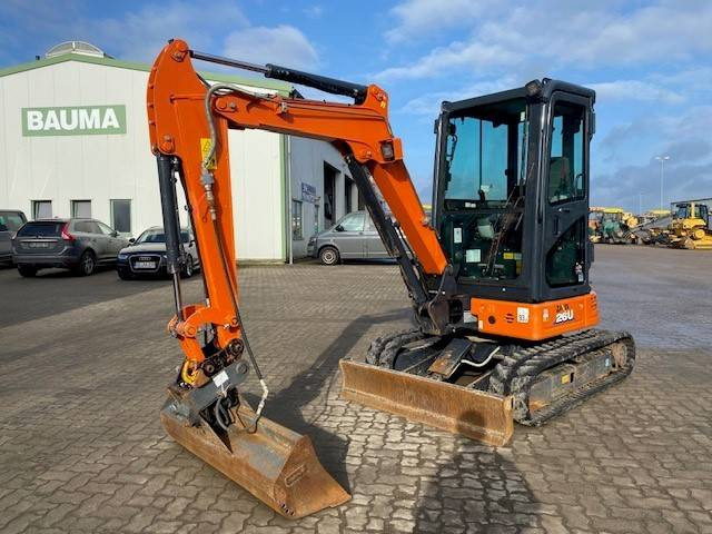 Hitachi ZX 26 U-6 MIETE / RENTAL (12002050) - Mini bager: slika 1 Hitachi ZX 26 U-6 MIETE / RENTAL (12002050) - Mini bager: slika 1