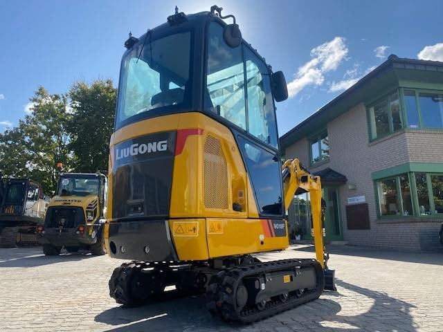 LIUGONG 9018 F MIETE / RENTAL - Mini bager: slika 5 LIUGONG 9018 F MIETE / RENTAL - Mini bager: slika 5