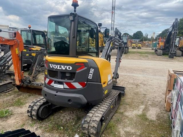 Volvo ECR 35 D MIETE / RENTAL (12001934) - Mini bager: slika 4 Volvo ECR 35 D MIETE / RENTAL (12001934) - Mini bager: slika 4