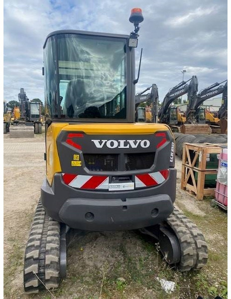 Volvo ECR 35 D MIETE / RENTAL (12001934) - Mini bager: slika 3 Volvo ECR 35 D MIETE / RENTAL (12001934) - Mini bager: slika 3