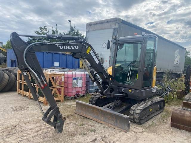 Volvo ECR 35 D MIETE / RENTAL (12001934) - Mini bager: slika 1 Volvo ECR 35 D MIETE / RENTAL (12001934) - Mini bager: slika 1