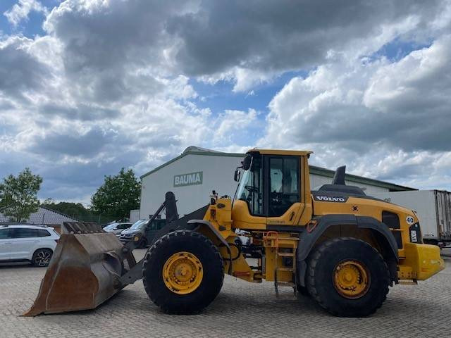 Volvo L 120 H MIETE / RENTAL (12001931) - Kolesni nakladalec: slika 1 Volvo L 120 H MIETE / RENTAL (12001931) - Kolesni nakladalec: slika 1