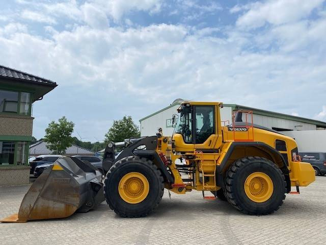 Volvo L 260 H 6.8 cbm MIETE / RENTAL (12002252) - Kolesni nakladalec: slika 1 Volvo L 260 H 6.8 cbm MIETE / RENTAL (12002252) - Kolesni nakladalec: slika 1