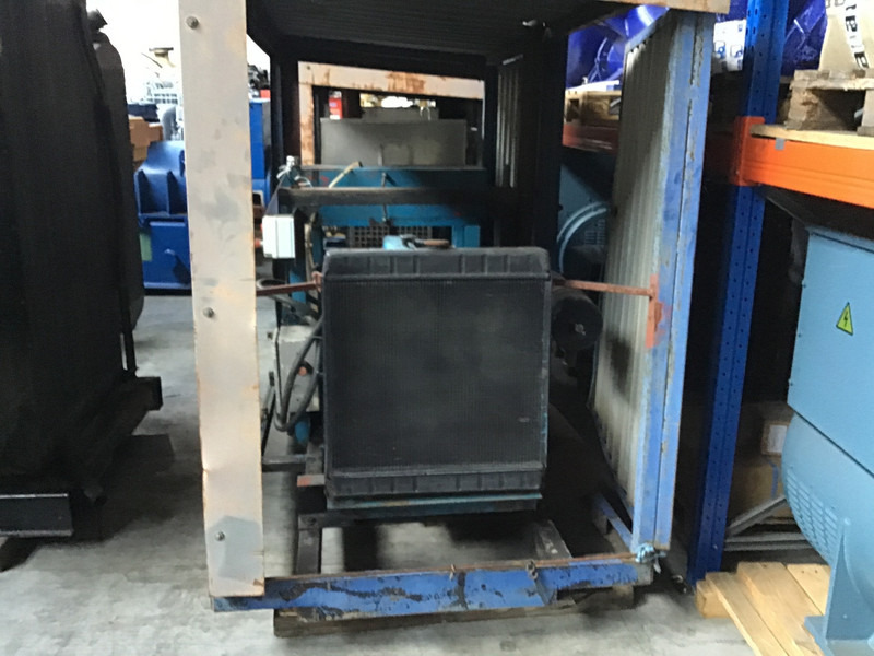 Ford 2714E POMP 550 BAR USED - Črpalka za vodo: slika 3 Ford 2714E POMP 550 BAR USED - Črpalka za vodo: slika 3