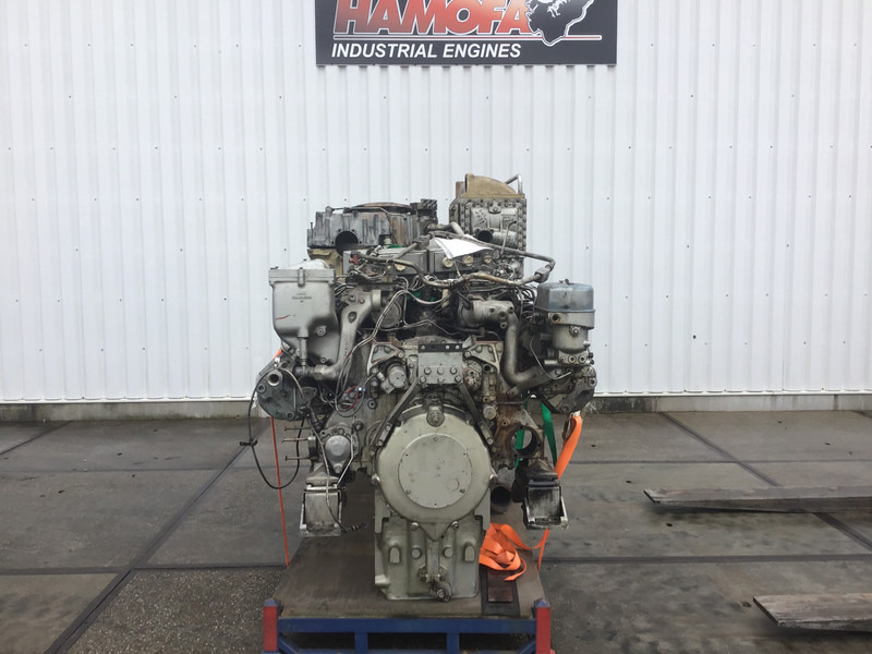MTU 16V396-TE94-2150 FOR PARTS - Gradbeni stroj: slika 4 MTU 16V396-TE94-2150 FOR PARTS - Gradbeni stroj: slika 4